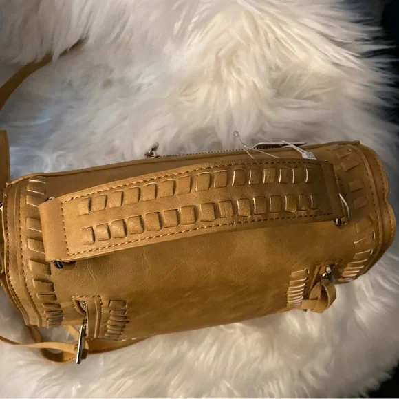 URBAN EXPRESSIONS Khloe Crossbody/Satchel in color Mustard - Picture 4 of 12